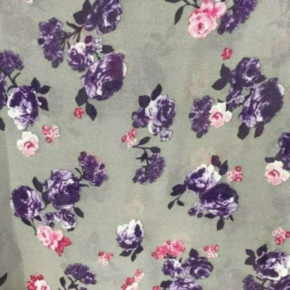 Torrid Floral Chiffon Sharkbite Top, Large New with Tag - Picture 6 of 9